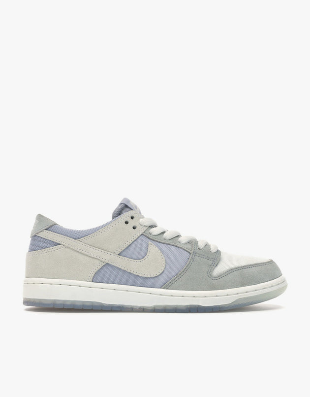 Nike SB Zoom Dunk Low Pro Skate Shoes - Wolf Grey/Summit White-Clear