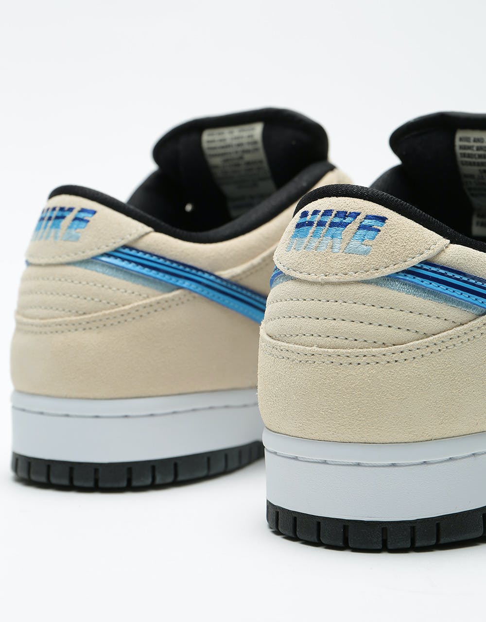 Nike SB Dunk Low Pro Skate Shoes - Light Cream/Deep Royal Blue