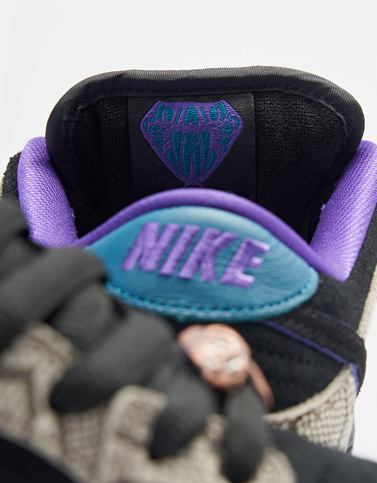 Nike SB 'Dashawn Jordan' Dunk Low Pro Skate Shoes - String/Black-Bright Spruce-Fierce Purple