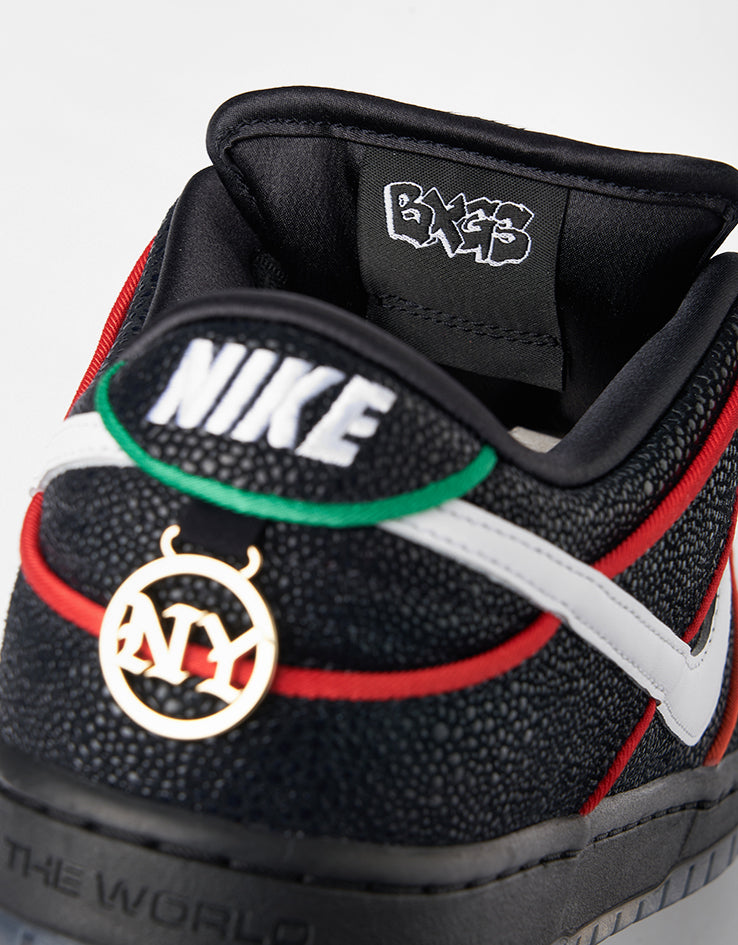 Nike SB 'Bronx Girls' Dunk Low Pro QS Skate Shoes - Black/White-Challenge Red-Total Orange