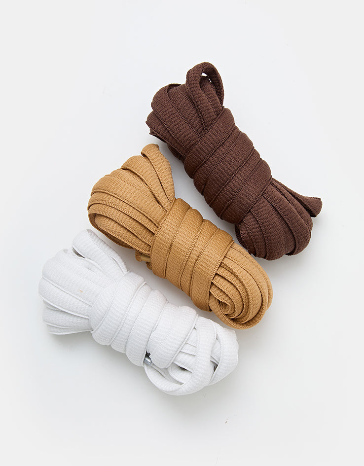 NOTE Manchester x Nike SB 'Biscuits' Dunk Low Pro QS Skate Shoes - Flax/Honeycomb-Summit White