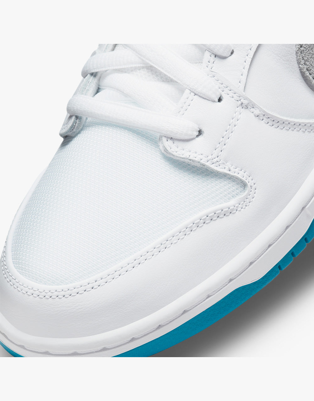 Nike SB 'Laser Blue' Dunk Low Pro - White/neutral grey-black-laser