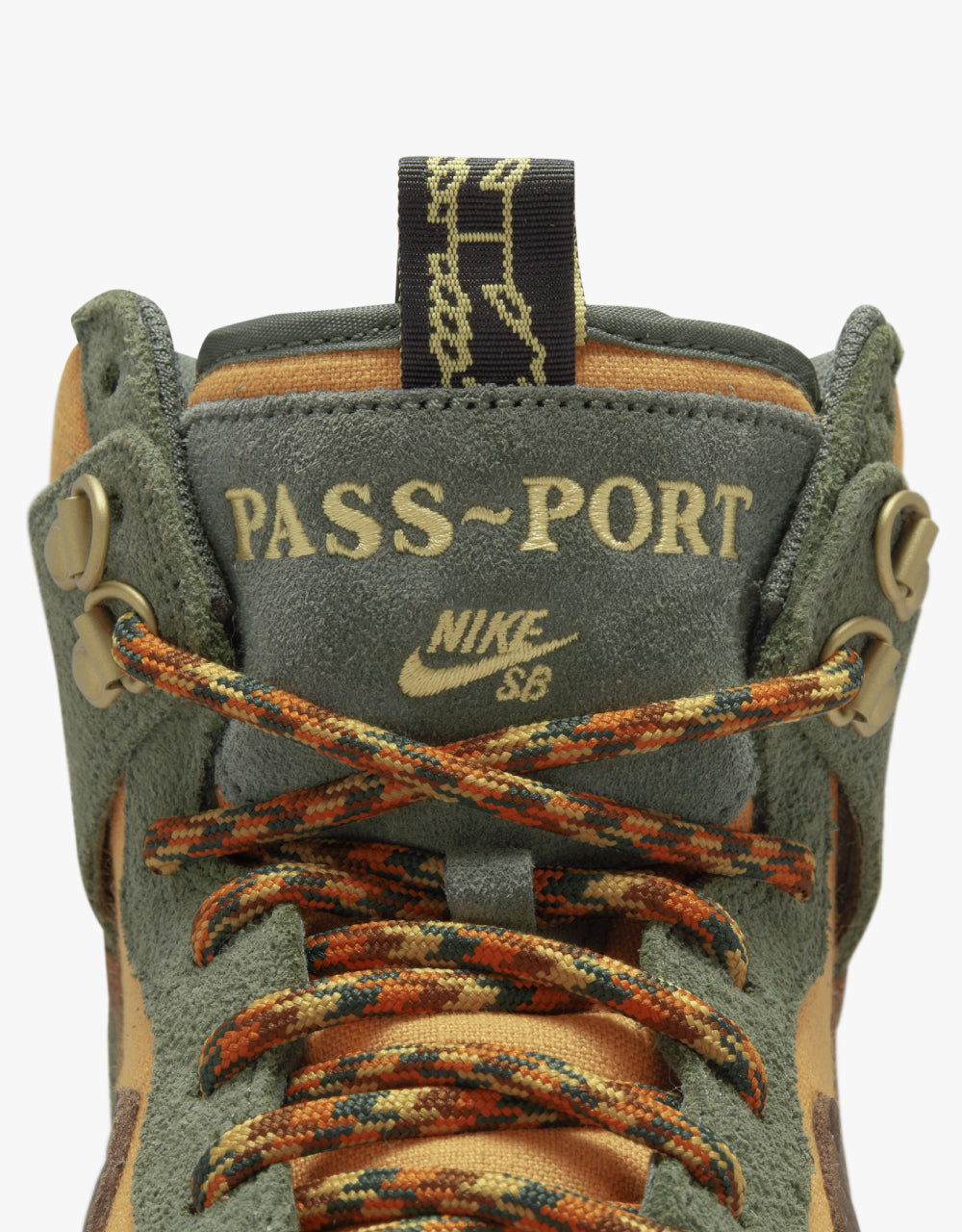 Nike SB 'Pass Port' Dunk High Skate Shoes