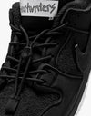 Nike SB 'Gnarhunters' Dunk Low Pro QS - Black/Black-White